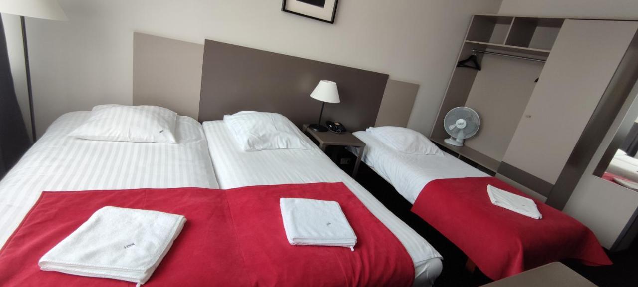קולובז'ג Hotel New Skanpol מראה חיצוני תמונה