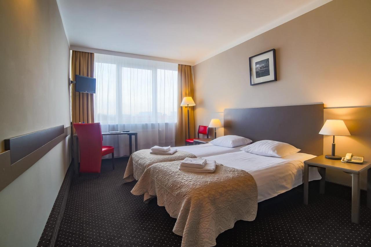 קולובז'ג Hotel New Skanpol מראה חיצוני תמונה