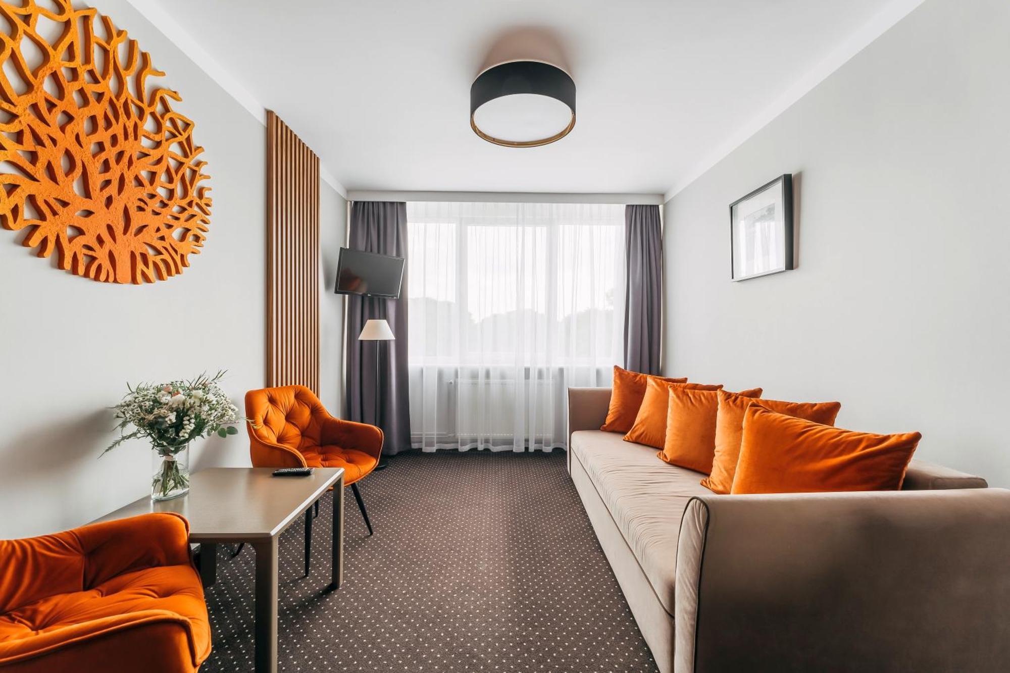 קולובז'ג Hotel New Skanpol מראה חיצוני תמונה